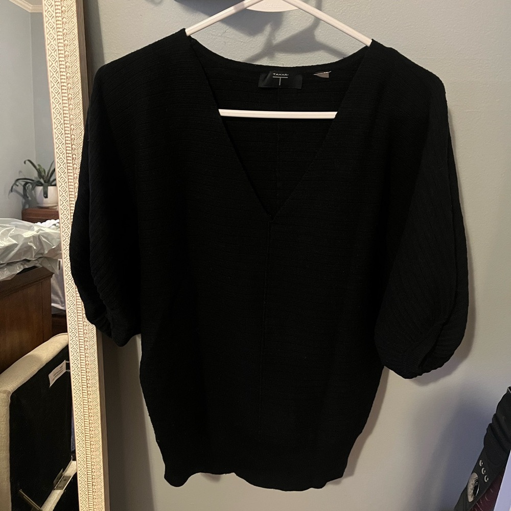 Tahari Black V-Neck Sweater — Women’s Medium, Classic Elegant Knit
